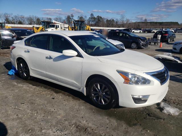 1N4AL3AP5FC493552 - 2015 NISSAN ALTIMA 2.5 WHITE photo 4