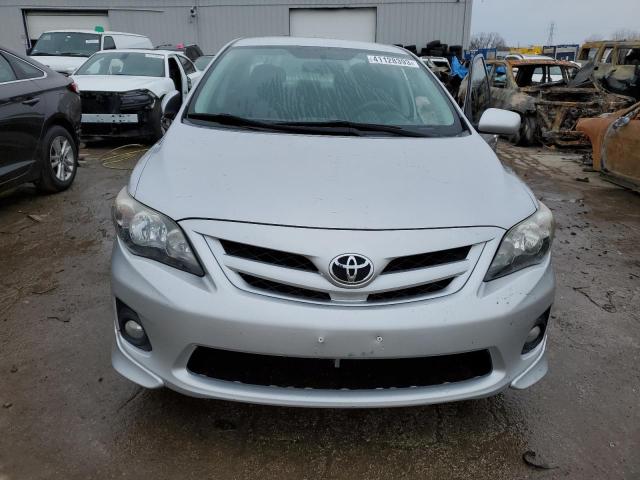2T1BU4EE4BC689980 - 2011 TOYOTA COROLLA BASE SILVER photo 5