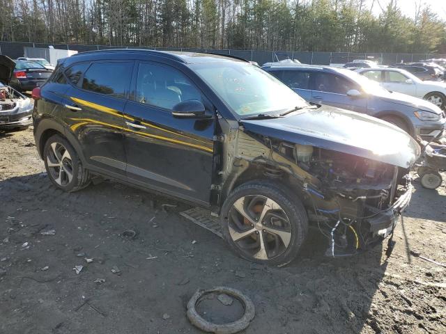 KM8J3CA21JU755905 - 2018 HYUNDAI TUCSON VALUE BLACK photo 4