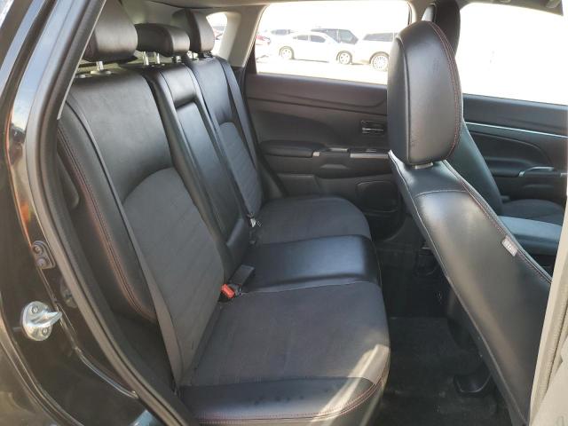 JA4ARUAU6NU003174 - 2022 MITSUBISHI OUTLANDER ES შავი ფოტო 11