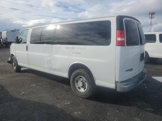 1GAZG1FG6F1105988 - 2015 CHEVROLET EXPRESS G3 LT WHITE photo 2