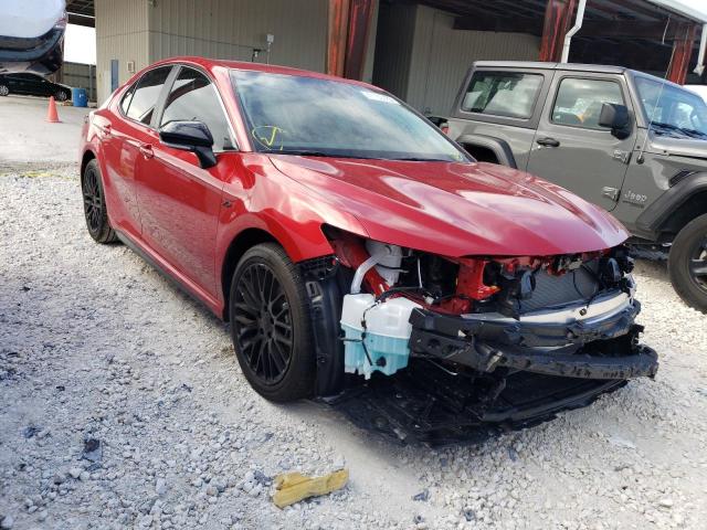 4T1G11AK0PU118405 - 2023 TOYOTA CAMRY SE NIGHT SHADE RED photo 4