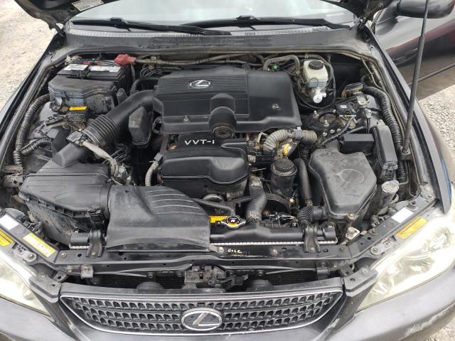 JTHBD192420053132 - 2002 LEXUS IS 300 GRAY photo 11