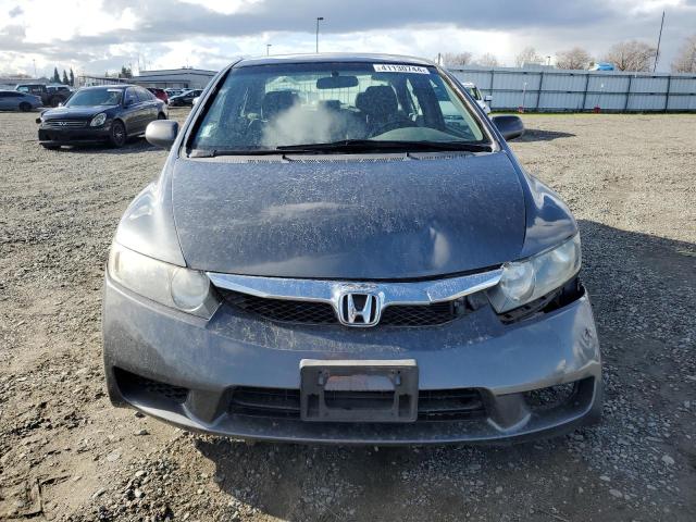 19XFA16529E032369 - 2009 HONDA CIVIC LX GRAY photo 5