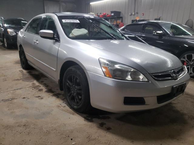 1HGCM56866A180715 - 2006 HONDA ACCORD EX SILVER photo 4