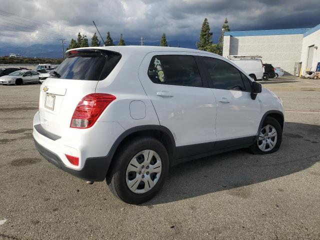 3GNCJKSB3KL122577 - 2019 CHEVROLET TRAX LS WHITE photo 3