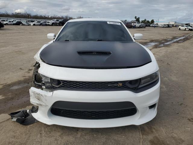 2C3CDXGJXLH166474 - 2020 DODGE CHARGER SCAT PACK WHITE photo 5