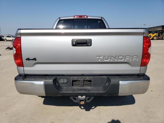 5TFUW5F14KX849149 - 2019 TOYOTA TUNDRA DOUBLE CAB SR/SR5 SILVER photo 6