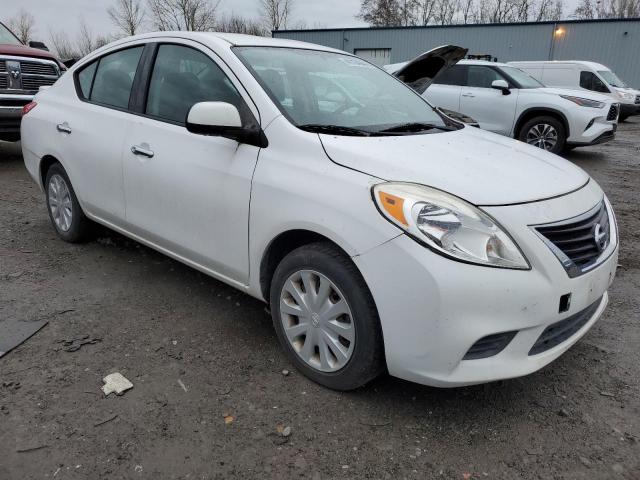 3N1CN7AP6EL811687 - 2014 NISSAN VERSA S WHITE photo 4