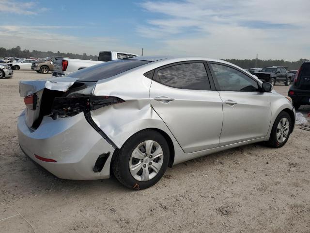 5NPDH4AE5GH793028 - 2016 HYUNDAI ELANTRA SE SILVER photo 3