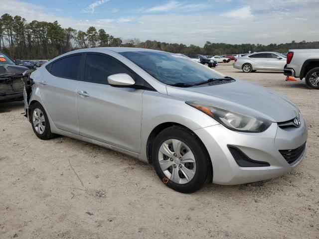 5NPDH4AE5GH793028 - 2016 HYUNDAI ELANTRA SE SILVER photo 4