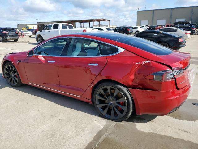 5YJSA1E44JF261187 - 2018 TESLA MODEL S RED photo 2