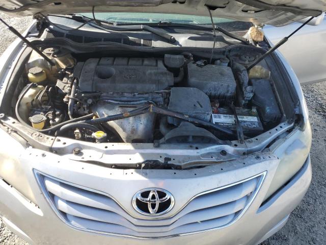 4T4BF3EK1BR218173 - 2011 TOYOTA CAMRY BASE GRAY photo 11