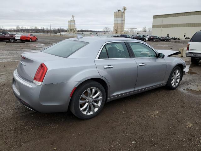 2C3CCAKG8JH302321 - 2018 CHRYSLER 300 LIMITED SILVER photo 3