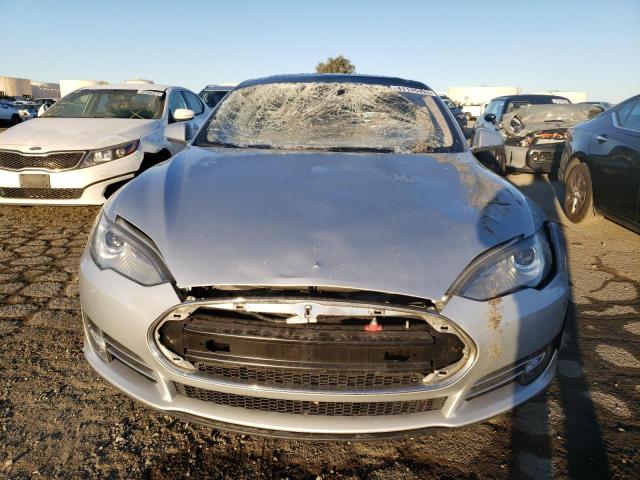 5YJSA1CN4DFP06088 - 2013 TESLA MODEL S Արծաթագույն լուսանկար 5