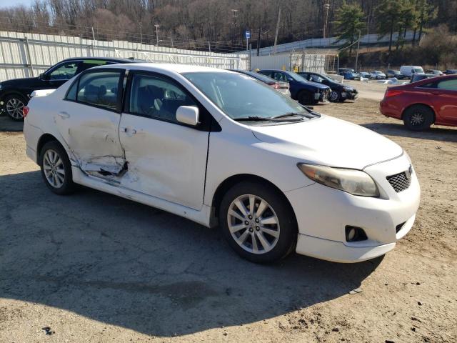 1NXBU4EE7AZ367170 - 2010 TOYOTA COROLLA BASE WHITE photo 4