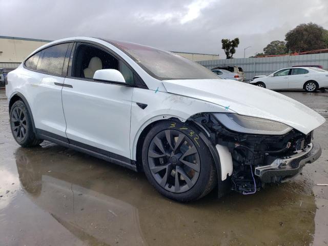 7SAXCAE5XPF412103 - 2023 TESLA MODEL X WHITE photo 4