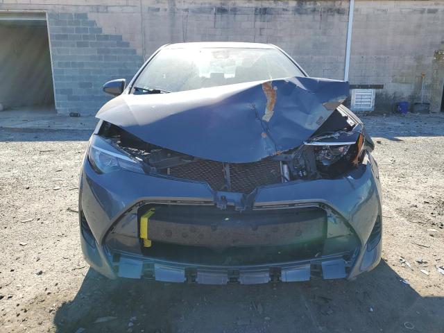 2T1BURHE9HC752427 - 2017 TOYOTA COROLLA L GRAY photo 5