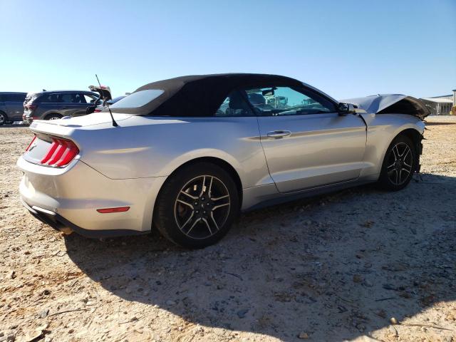 1FATP8UH4J5115251 - 2018 FORD MUSTANG SILVER photo 3