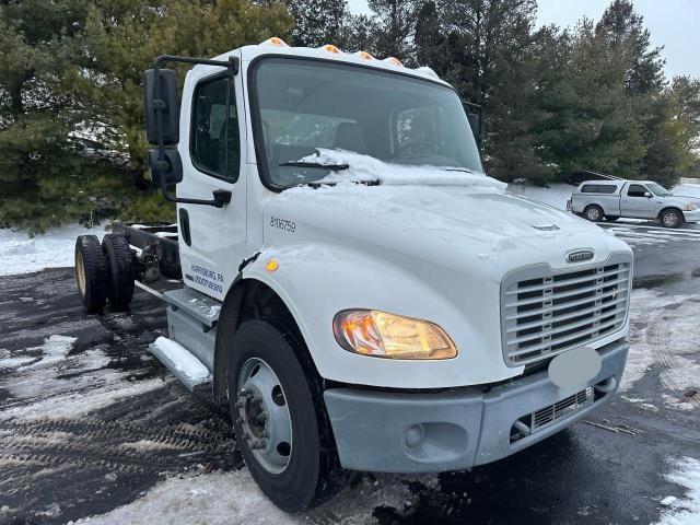 1FVACWDT1BHBC4742 - 2011 FREIGHTLINER M2 106 MEDIUM DUTY WHITE photo 1