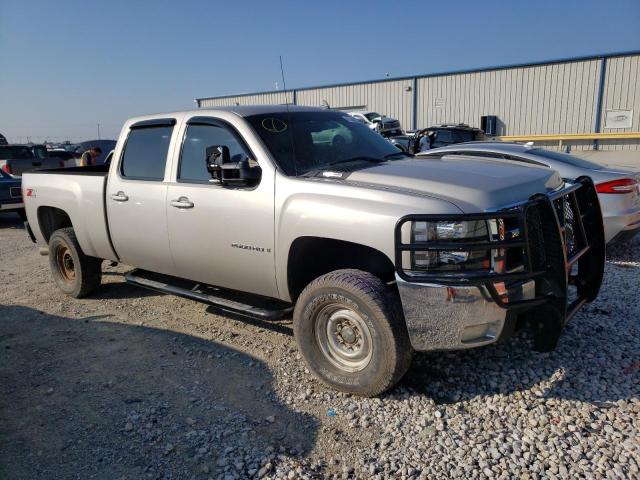 1GCHK23668F219448 - 2008 CHEVROLET SILVERADO K2500 HEAVY DUTY BEIGE photo 4