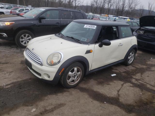 WMWMF3C57ATZ23551 - 2010 MINI COOPER CREAM photo 1