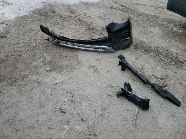 SJKCH5CR1HA032570 - 2017 INFINITI QX30 BASE Schwarz Foto 13