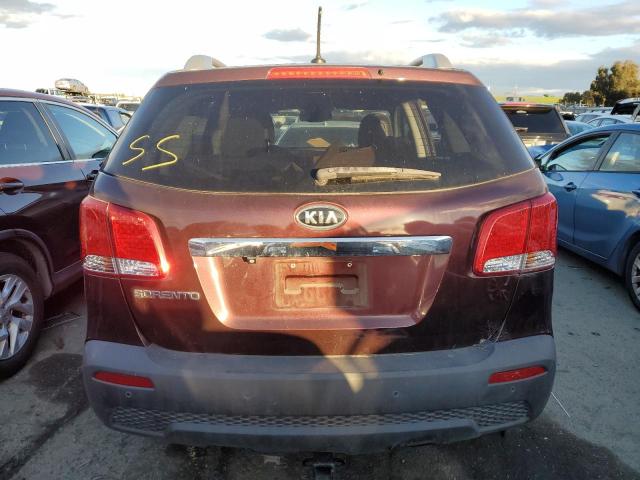 5XYKTDA13BG060429 - 2011 KIA SORENTO BASE BURGUNDY photo 6