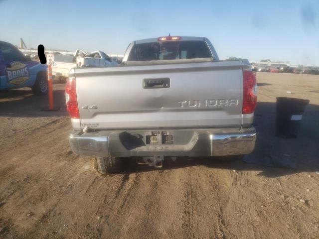 5TFUY5F11LX932825 - 2020 TOYOTA TUNDRA DOUBLE CAB SR/SR5 SILVER photo 6