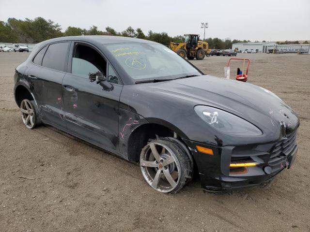 WP1AA2A57KLB04492 - 2019 PORSCHE MACAN BLACK photo 4