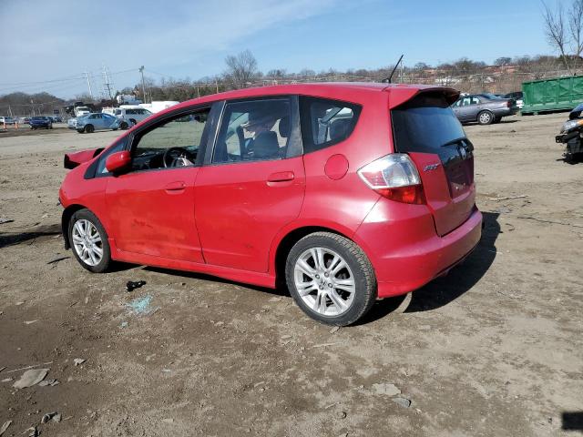 JHMGE8H40AC008376 - 2010 HONDA FIT SPORT RED photo 2