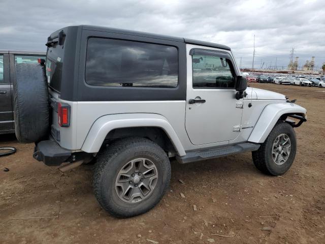 1J4FA54118L591676 - 2008 JEEP WRANGLER SAHARA SILVER photo 3