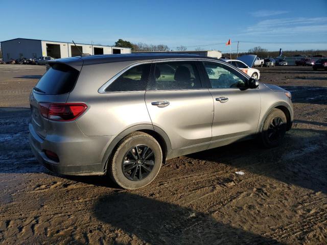 5XYPG4A39KG450382 - 2019 KIA SORENTO L GRAY photo 3