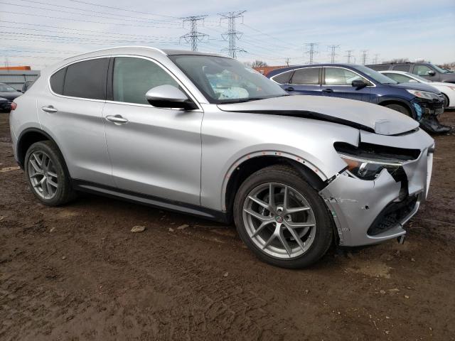 ZASFAKBN8J7B82526 - 2018 ALFA ROMEO STELVIO TI SILVER photo 4