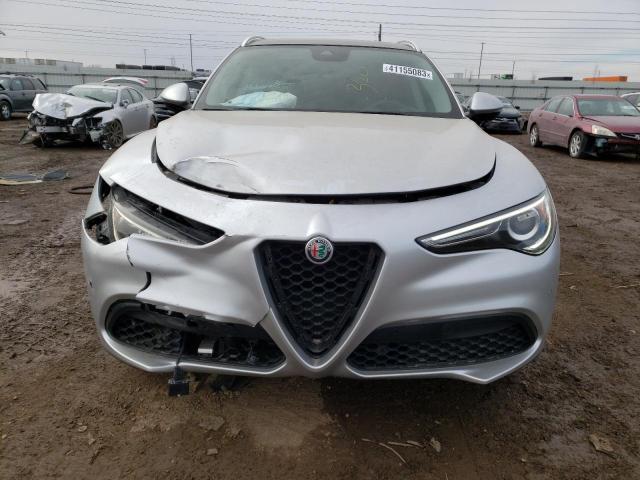 ZASFAKBN8J7B82526 - 2018 ALFA ROMEO STELVIO TI SILVER photo 5