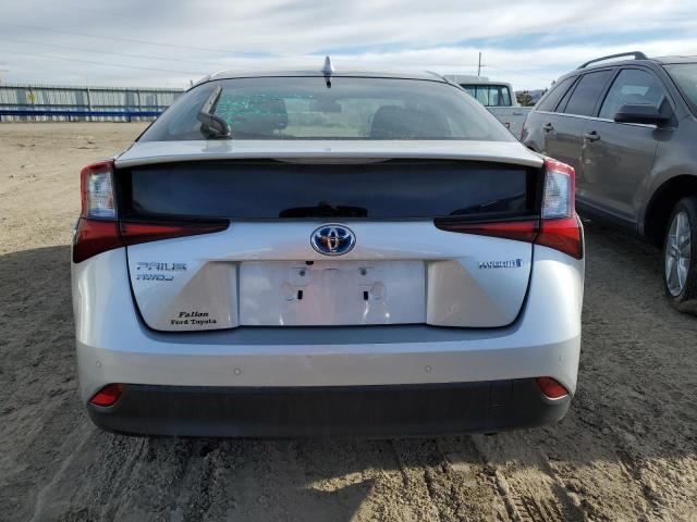 JTDL9RFU1L3019371 - 2020 TOYOTA PRIUS LE SILVER photo 6