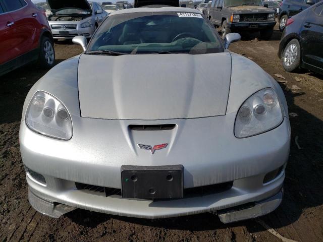 1G1YZ26E395114798 - 2009 CHEVROLET CORVETTE Z06 SILVER photo 5