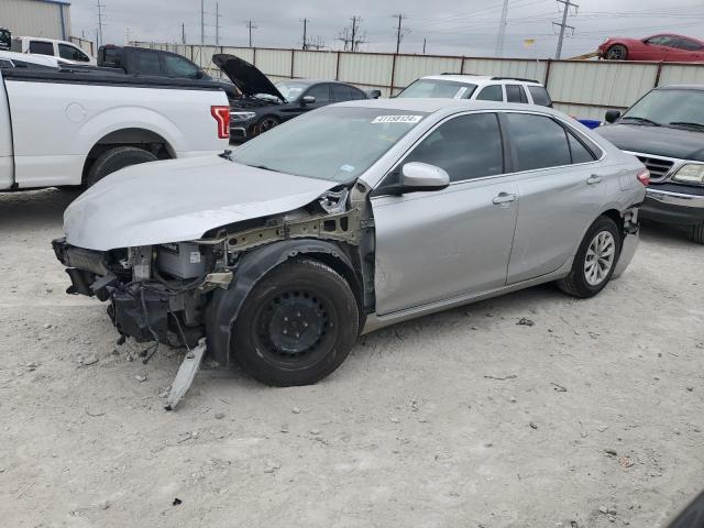 4T4BF1FK0GR516868 - 2016 TOYOTA CAMRY LE SILVER photo 1
