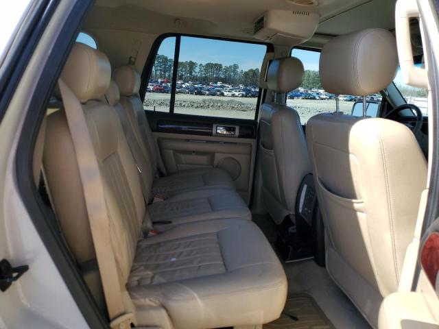 5LMFU27516LJ21244 - 2006 LINCOLN NAVIGATOR WHITE photo 11