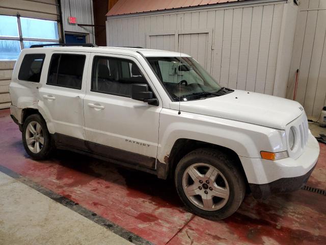 1C4NJPFB6HD183610 - 2017 JEEP PATRIOT LATITUDE WHITE photo 4