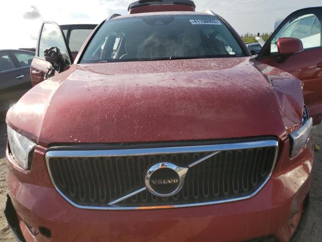 YV4AC2HK0L2258621 - 2020 VOLVO XC40 T4 MOMENTUM RED photo 11