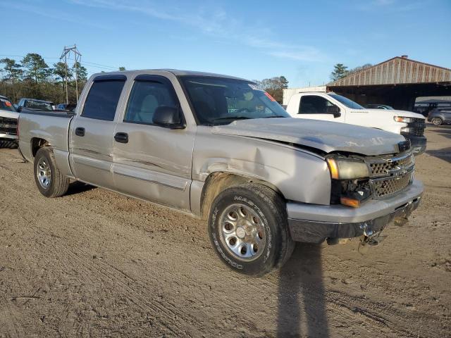 2GCEC13V671108017 - 2007 CHEVROLET SILVERADO C1500 CLASSIC CREW CAB SILVER photo 4