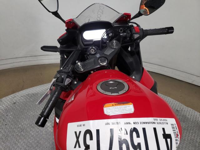 MLHPC6252N5300194 - 2022 HONDA CBR500 RA RED photo 7