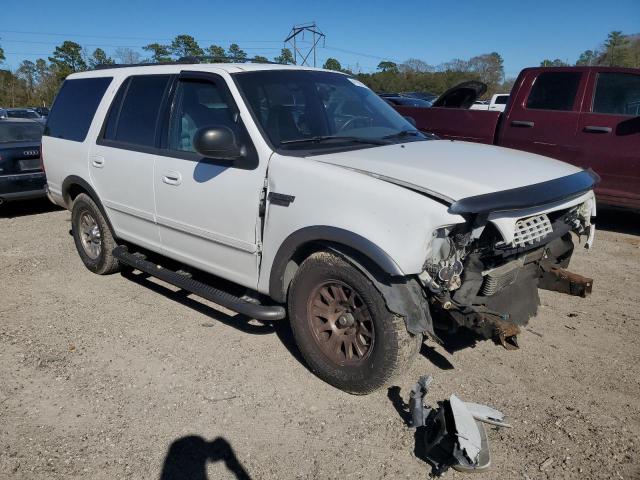 1FMRU15L8YLC15099 - 2000 FORD EXPEDITION XLT WHITE photo 4