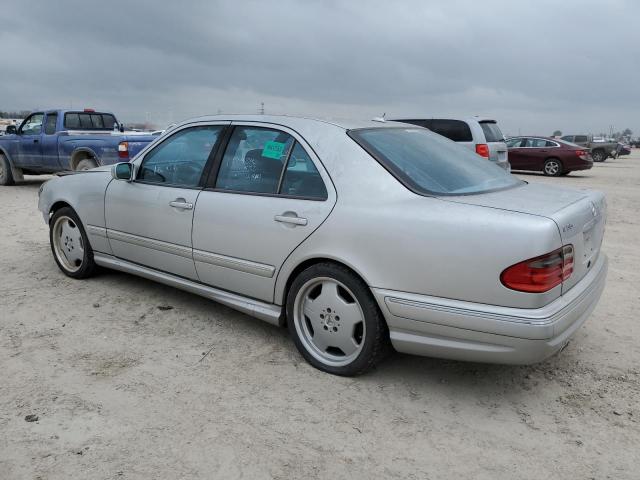 WDBJF74J21B328667 - 2001 MERCEDES-BENZ E 55 AMG SILVER photo 2