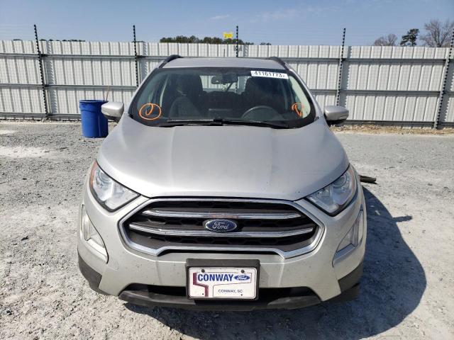 MAJ3P1TE6JC242710 - 2018 FORD ECOSPORT SE SILVER photo 5