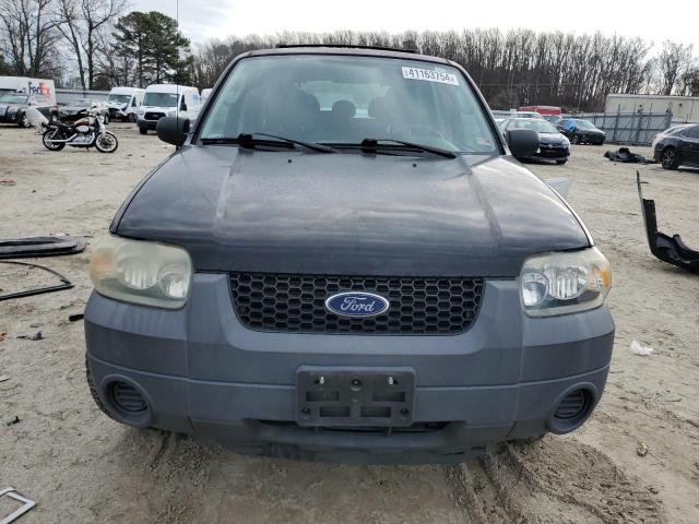 1FMYU02Z06KD18664 - 2006 FORD ESCAPE XLS BLACK photo 5