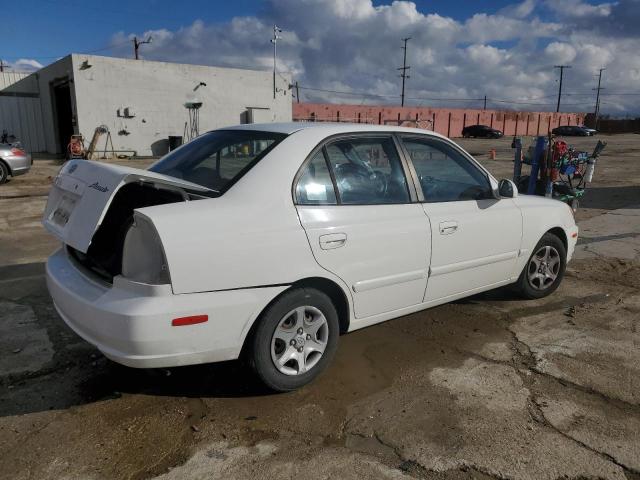 KMHCG45C95U592321 - 2005 HYUNDAI ACCENT GL WHITE photo 3