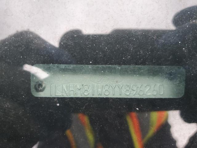 1LNHM81W8YY896260 - 2000 LINCOLN TOWN CAR EXECUTIVE WHITE photo 12