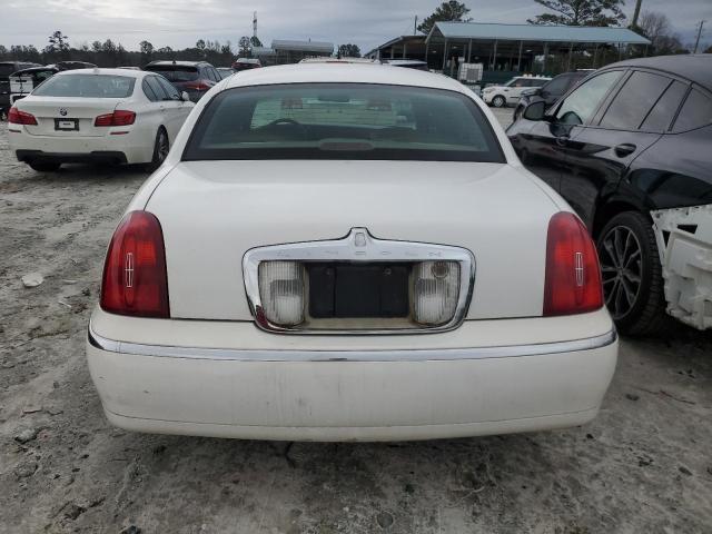 1LNHM81W8YY896260 - 2000 LINCOLN TOWN CAR EXECUTIVE WHITE photo 6